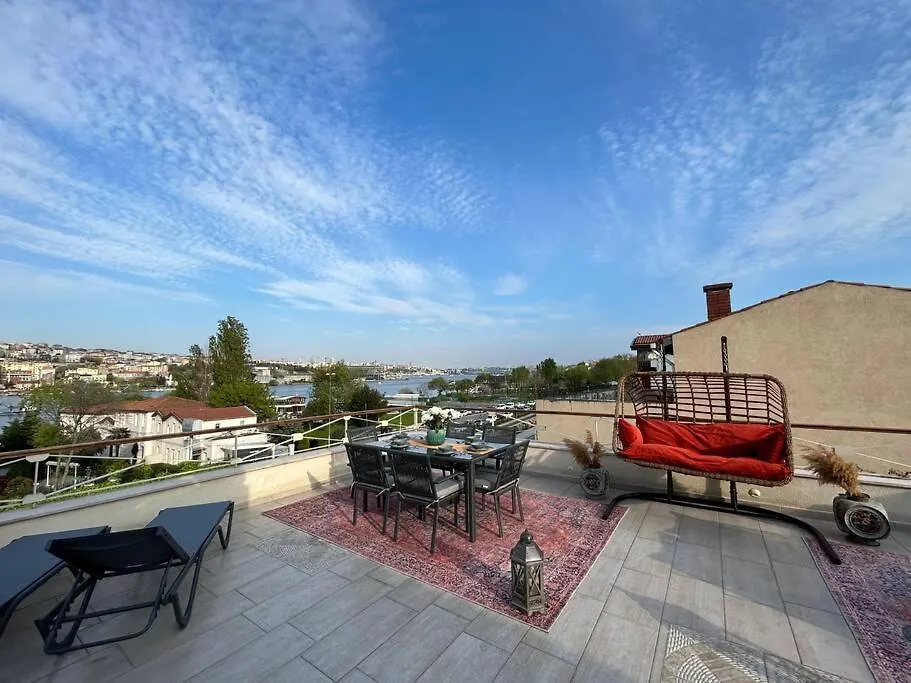 Waterfront Tiny House Bosphorus Istanbul With Exceptional Terrace Apartment