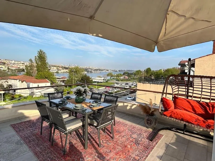 Waterfront Tiny House Bosphorus Istanbul With Exceptional Terrace Apartment