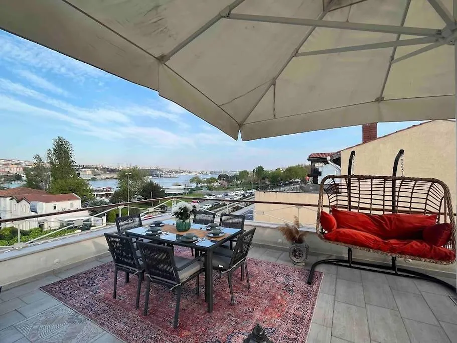 Waterfront Tiny House Bosphorus Istanbul With Exceptional Terrace Apartment